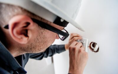 Should I Hire a Smart Home Installer?